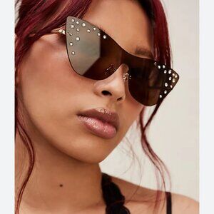 new with case LELE SADOUGHI downtown disco cat eye sunglasses $225 tags